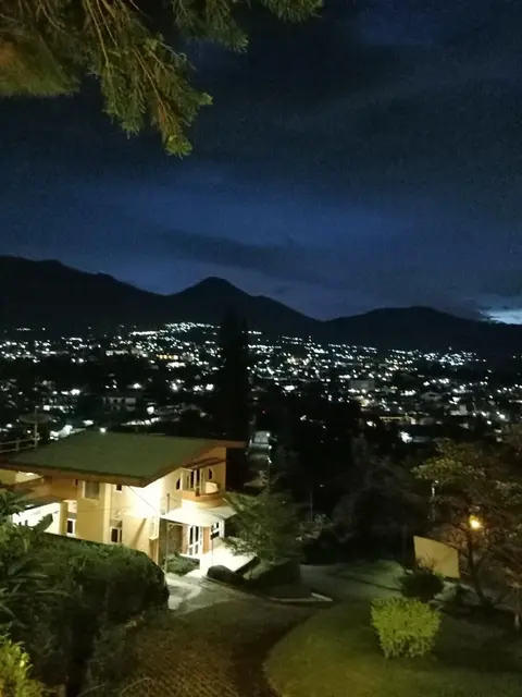 Glamping ReaVeeCafe Puncak