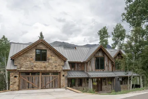 Overlook House home