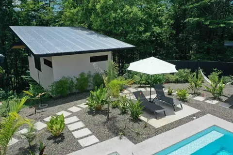 Sharma Costa Rica- Mimosa Casita