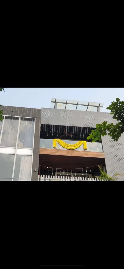 Sukoon House For Couple and Females Only