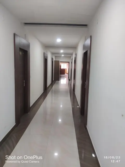 Hotel Praj Paradise