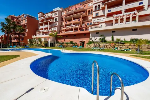 Duquesa Regent 2435 Wonderful seaviews duplex