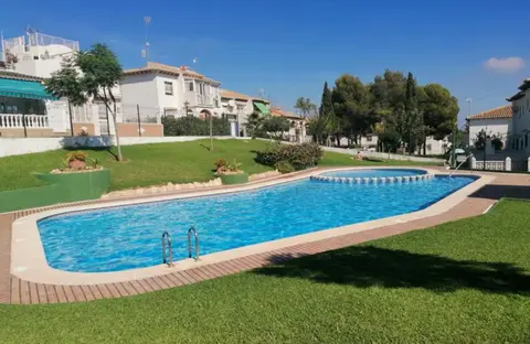 Apartament Casa del Gato Rojo , communal swimming pool , terrace with barbecue