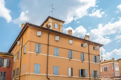 Modena AL Mulèin - 2 passi dal centro con parcheggio