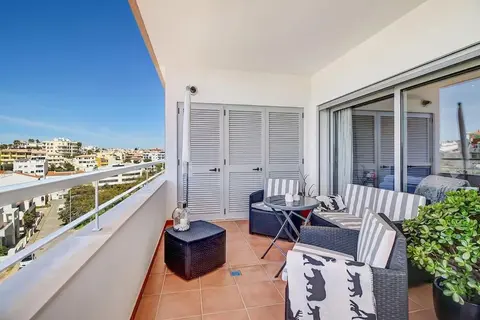 NIEUW Modern appartement met ALLE faciliteiten.