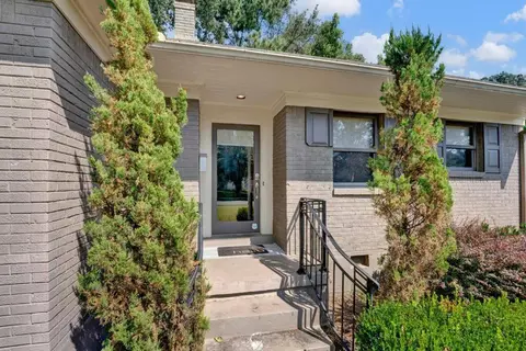 The Modern Bungalow at Mimosa