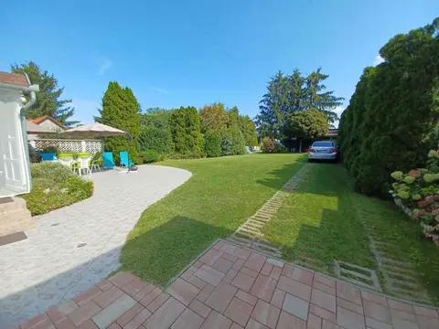 Holiday home in Balatonboglar 45807