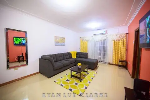 Shan's Manor.... Excellent Location!!!