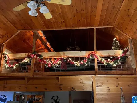 Heaven’s View Lodge, Pool, Pet Friendly