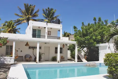 CASA CHACHALACAS