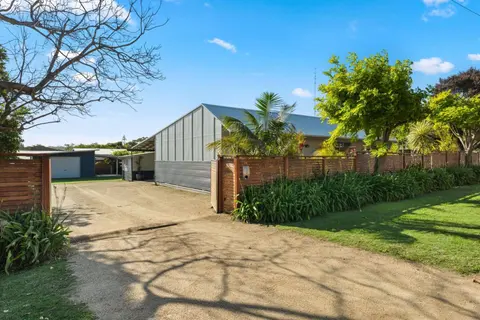 Huskisson Holiday House by Experience Jervis Bay
