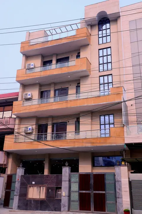 Lyf Corporate Suites - Noida Sector 19