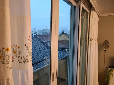 City Central & Cosy House