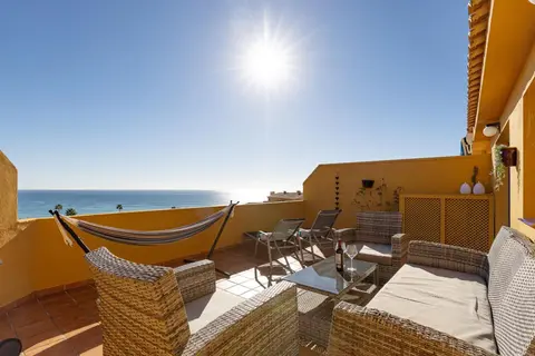 Spectacular Sea View Duplex - near Duquesea port, Manilva