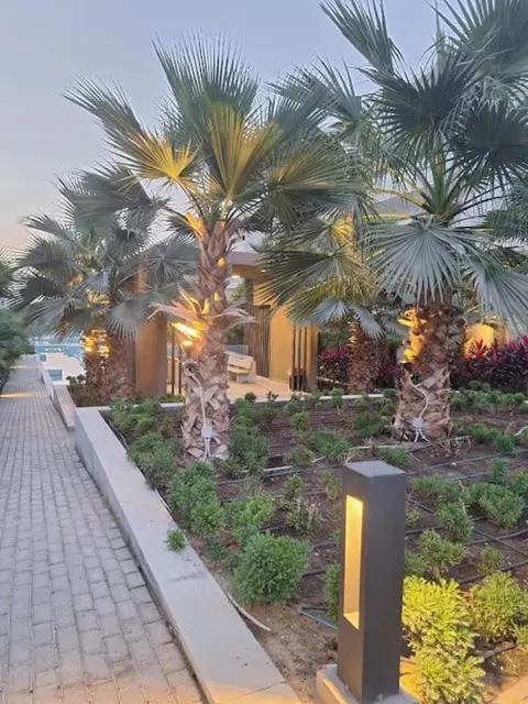 LakeView 2 bedrooms with Garden Apartment Near AUC