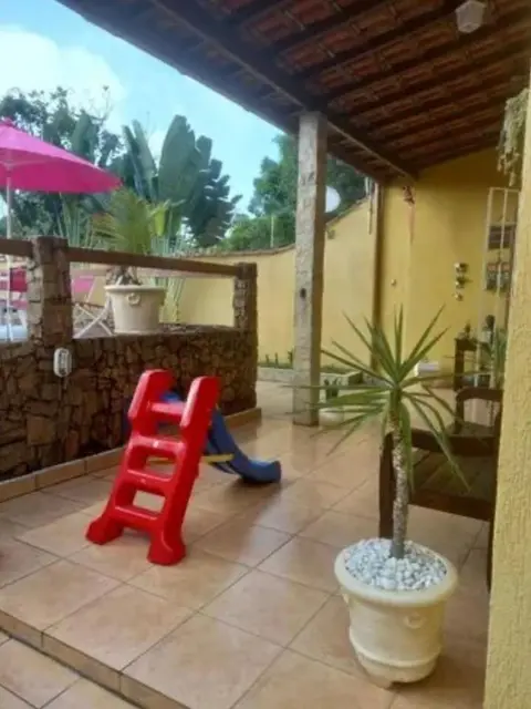 Casa C/ piscina beira mar