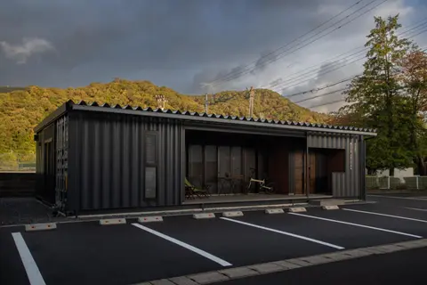 Modern Container House - 2 Min Walk to Matsubara Beach - Sleeps 7