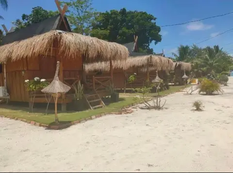 Bintan Brzee Beach in Island Bintan - Bungalow 3
