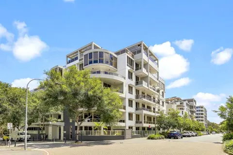 Fabulous 2B Apt Waterloo