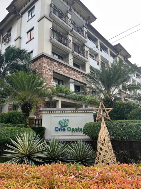1 Bedroom unit with balcony and facing amenities and just beside SM Ecoland