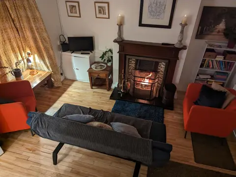 Close to city centre home