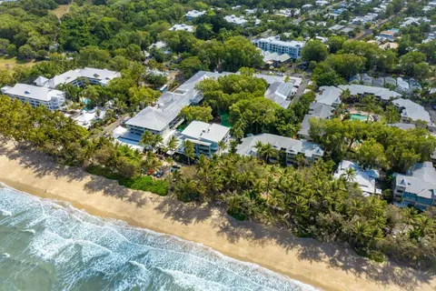 Belle Escapes Drift Beachfront Resort Suite 1202