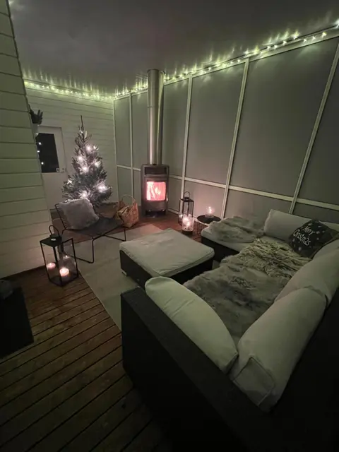 Arctic Circle Home for Winter Holiday