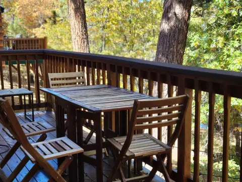 Cresta Lunar- Cozy and Modern 2 Bedroom Cabin