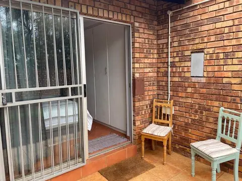 Magalies House