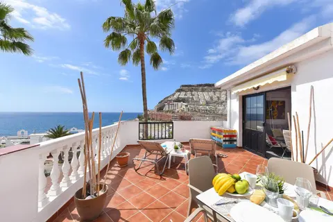 Beach Apartment in Playa del Cura 323 by VillaGranCanaria