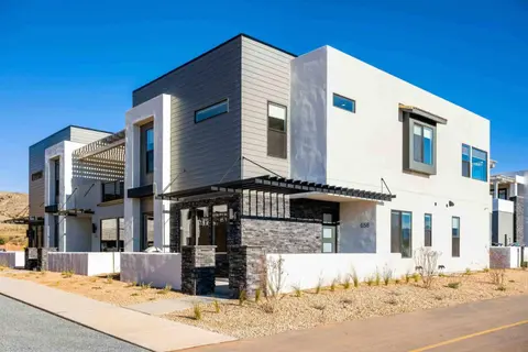 Ohana Hive townhouse