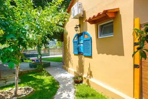 Mulberry Apartment