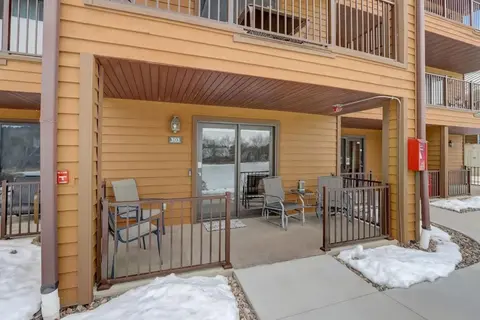 Stephs Waterfront Retreat Sunset Cove 303