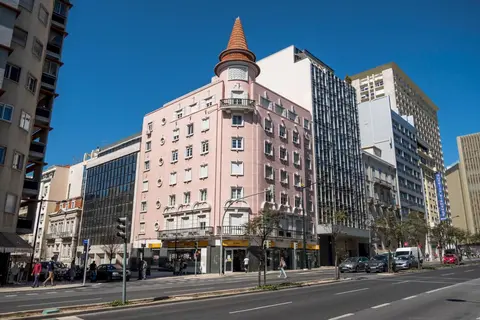 Deco Gem in City Center