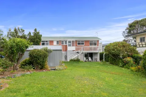 Family Tides - Ruakaka Holiday Home
