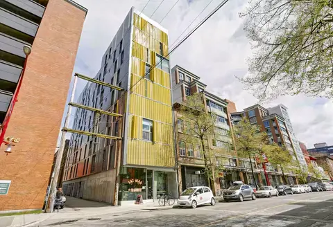Modern, Bright & Central 1-Bed Downtown Apt close to Rogers Arena