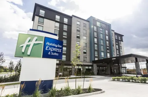 Holiday Inn Express & Suites Toronto Airport South by IHG