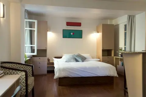 Homey Perfectly Located Studio