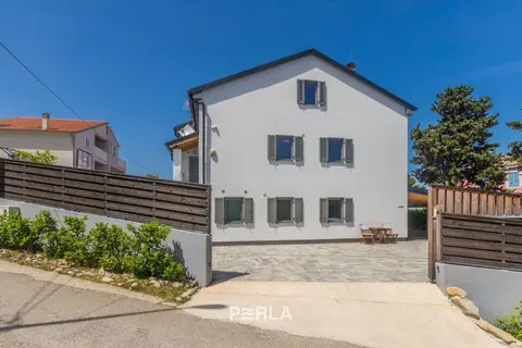 House MIRABELLE with heated Pool in Nerezine on Losinj island