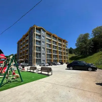 Crystal Wood212