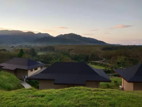 Khaolak Blue Sky Villa