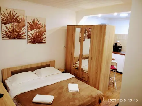 TAMPA STUDIO