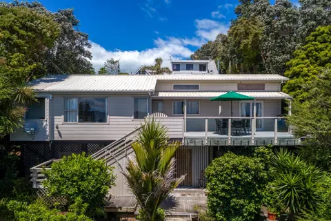 Belle Bird Place - Onetangi Holiday Home
