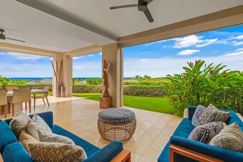 2 BR Luxury Oceanview Condo in Kukuiula