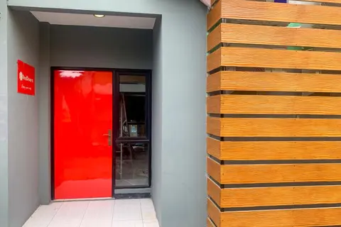 RedDoorz @ Balaraja Centre Plaza