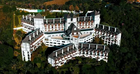 Flat in the Castle in Campos do Jordão