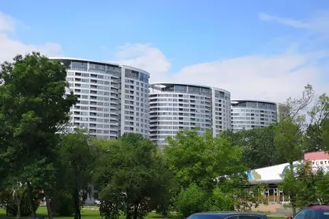 Sunny FREE parking beauty Balcony view, 3 towers residence