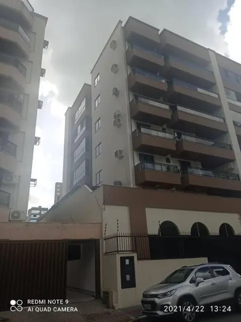 Ap 1 quadra da praia 120 m totalmente climatizado