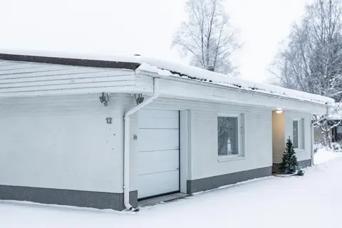 Arctic River House