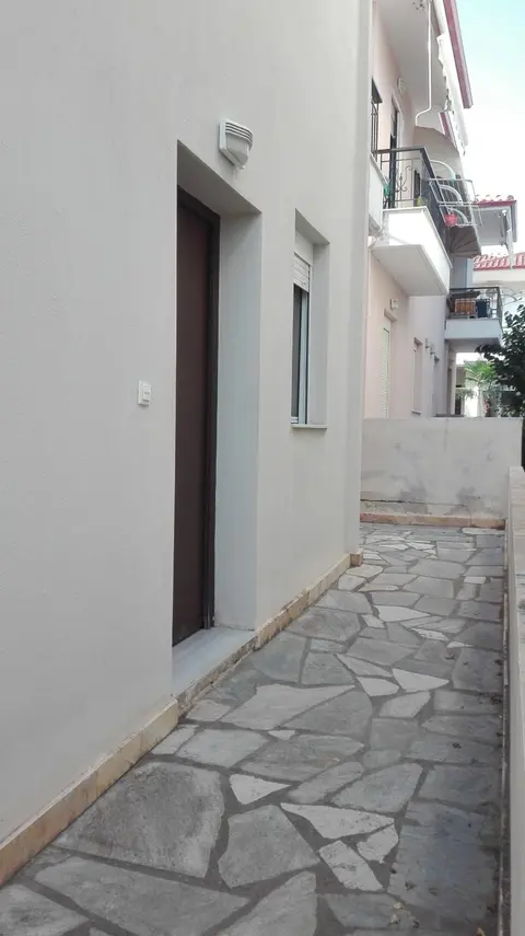Autonomous Maisonette